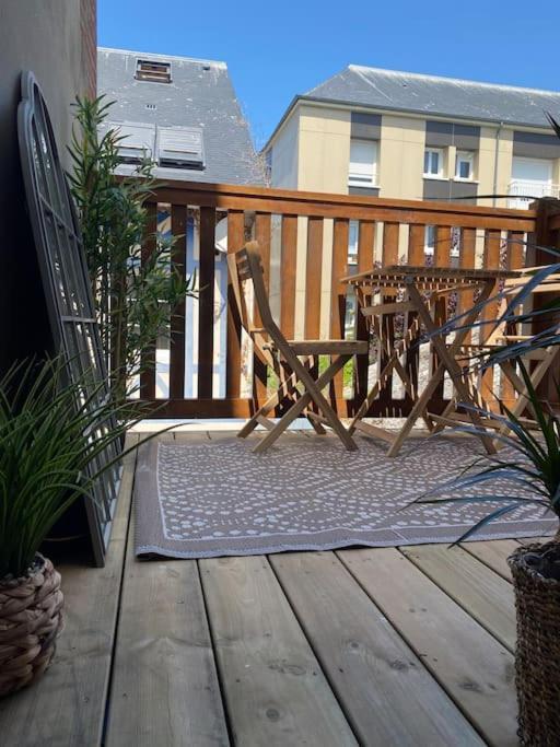 Studio Avec Terrasse A Deauville Extérieur photo